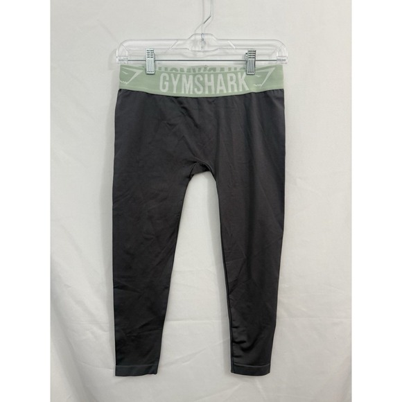 Gymshark Pants - NWT Gymshark Cropped‎ Leggings Charcoal Womens Size S